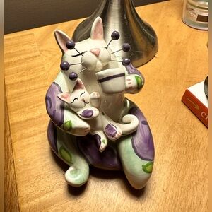 Whimsiclay Cats- 2002 Annaco Creations- Mom Cat morning coffee